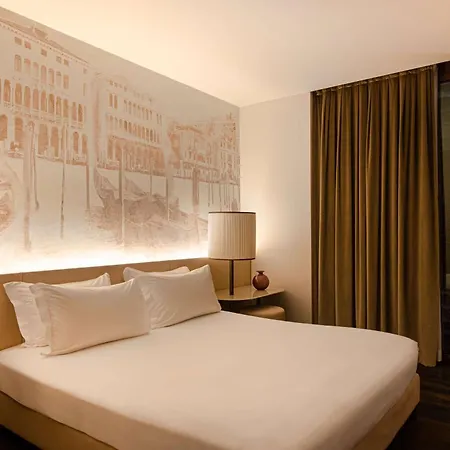 Hyatt Centric Venice Отель Мурано