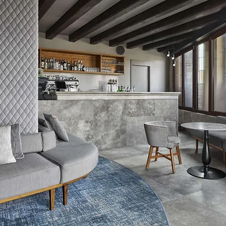 Hyatt Centric Venice 4* Murano