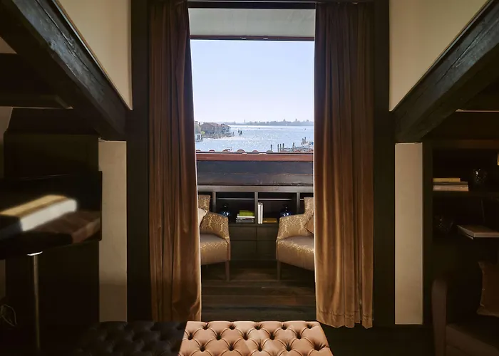 מלון Hyatt Centric Venice 4*
